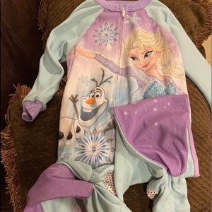Frozen footed pajamas& pink flamingo night gown